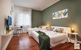 Fiore Milanese - San Siro, Fiera & City Life - Rinnovamento Facciata Palazzo In Corso